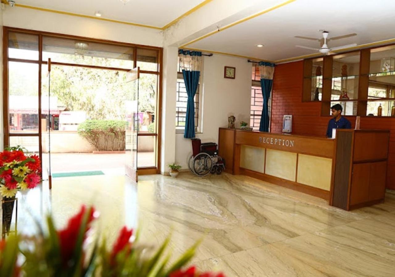 Hotel Durvankur Ganpatipule Kültér fotó