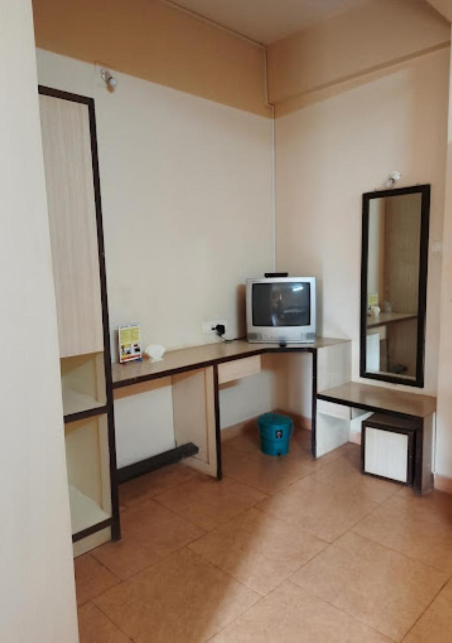 Hotel Durvankur Ganpatipule Kültér fotó