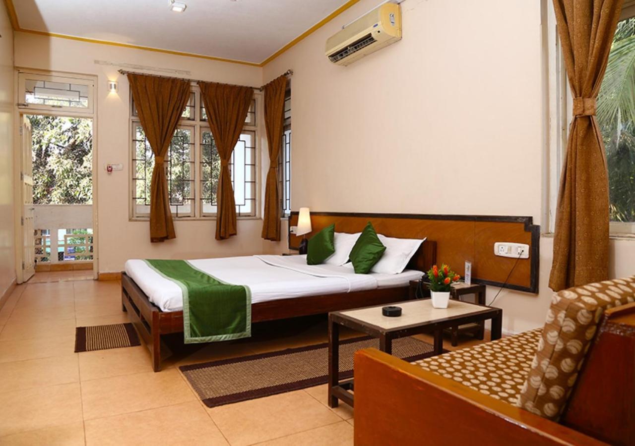 Hotel Durvankur Ganpatipule Kültér fotó